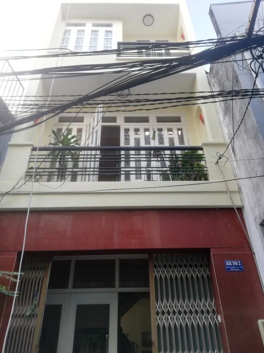 Thi công sơn, sửa chữa nhà tại Trần Văn Quang, Tân Bình